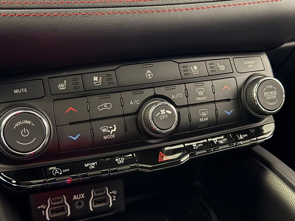 Certified 2025 Dodge Durango GT image 20