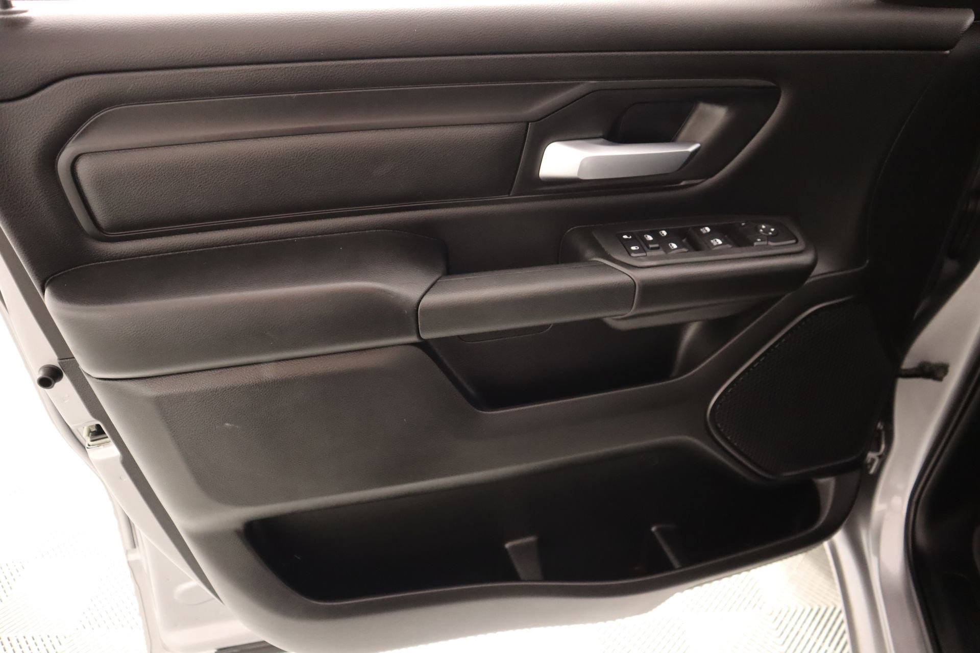 Used 2025 RAM 1500 Tradesman w/ Night Edition image 13