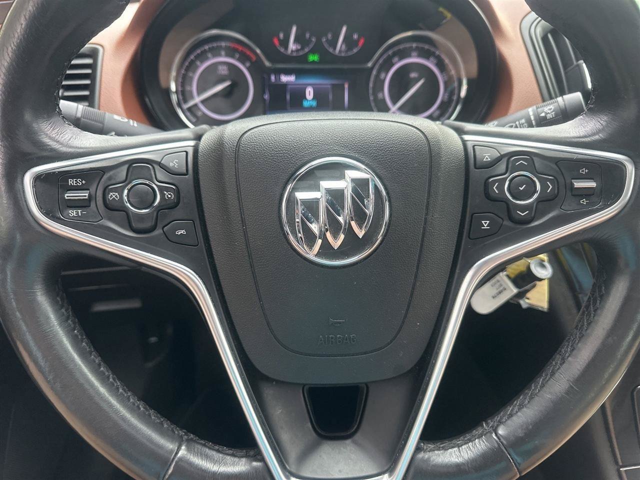 Used 2017 Buick Regal Sport Touring FWD image 19