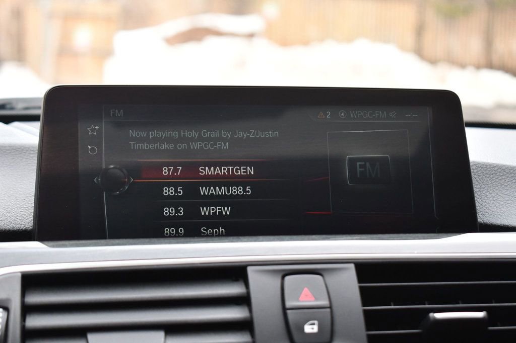 Used 2017 BMW 330i xDrive 330i xDrive image 40