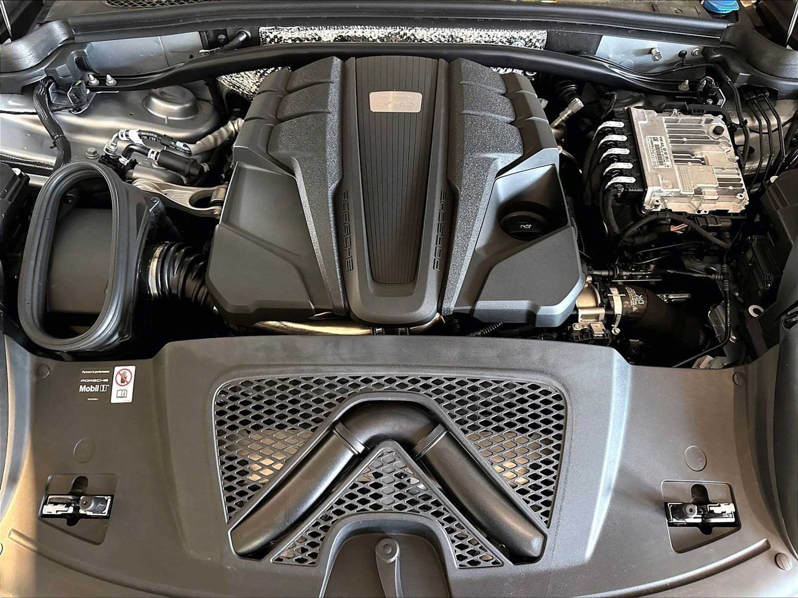 New 2026 Porsche Macan S AWD/4WD image 20