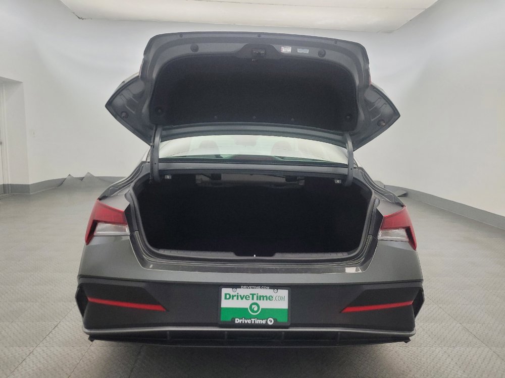 Used 2025 Hyundai Elantra Sport image 29