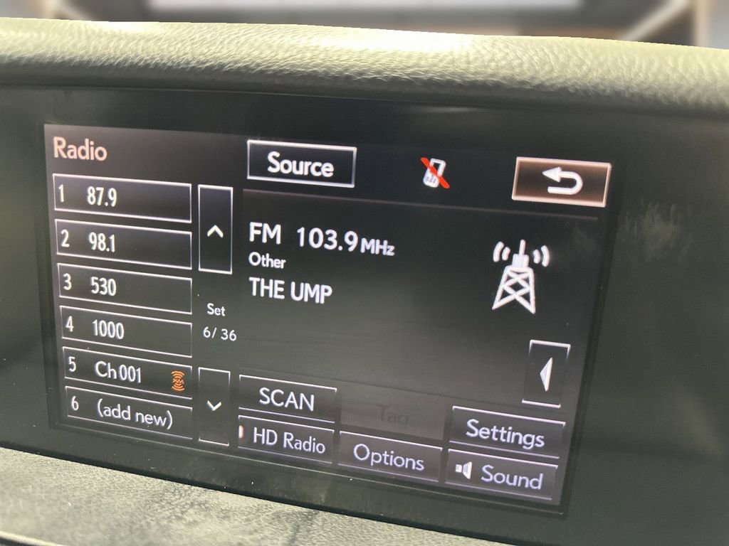Used 2014 Lexus IS 250 w/ F-Sport Package RWD image 19