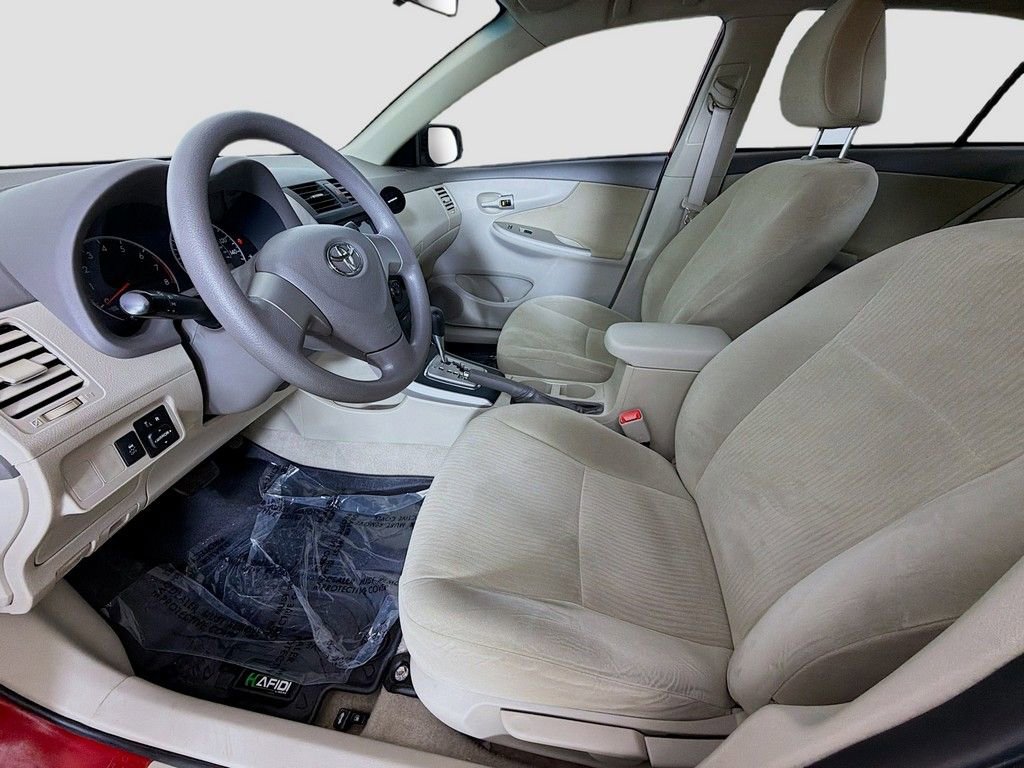 Used 2010 Toyota Corolla LE FWD image 14