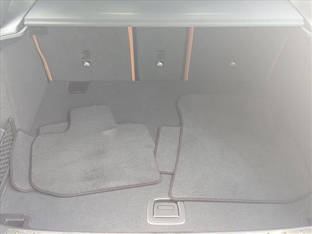 Used 2025 BMW X4 xDrive30i AWD/4WD image 6