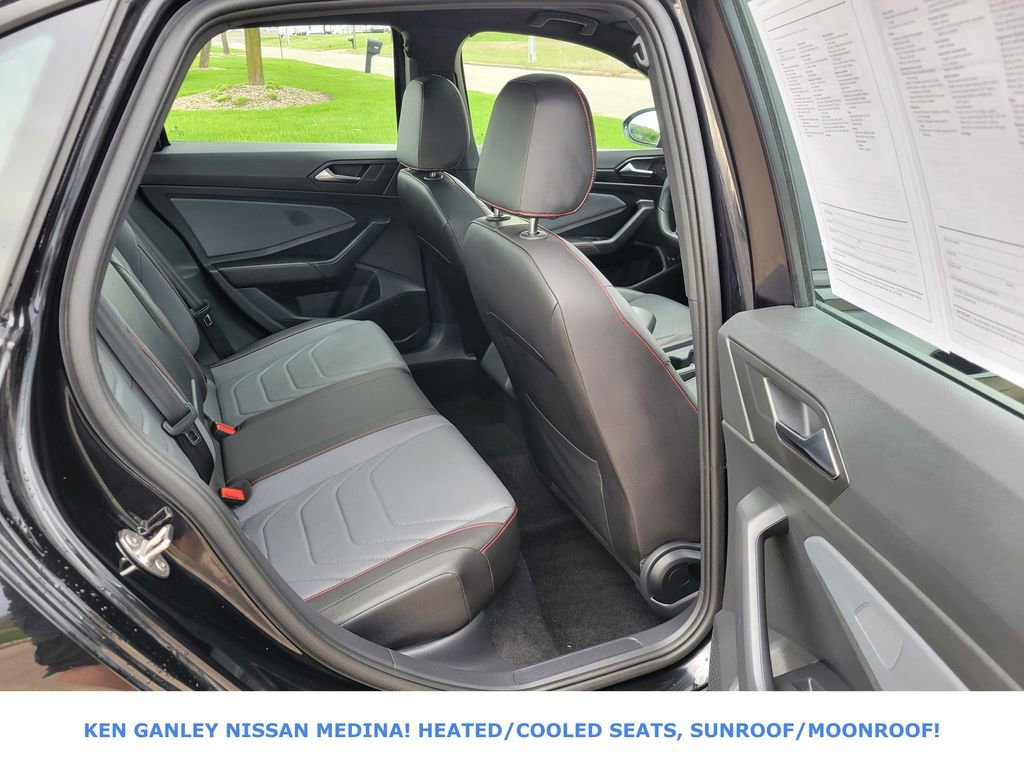 Used 2025 Volkswagen Jetta GLI Autobahn FWD image 48