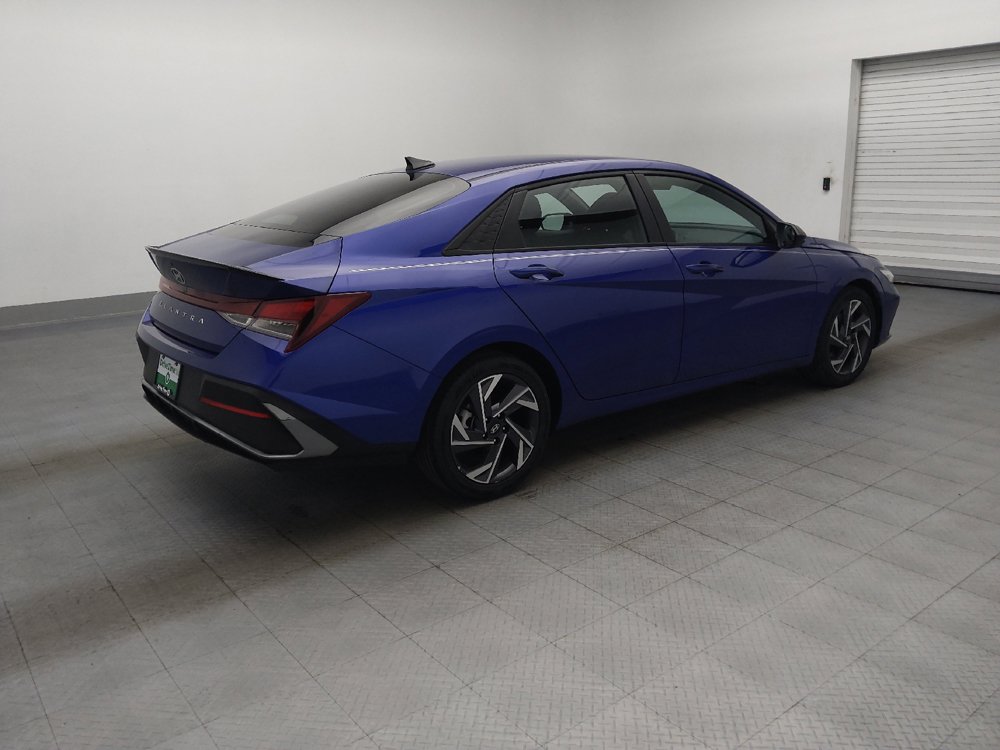 Used 2025 Hyundai Elantra Sport FWD image 10