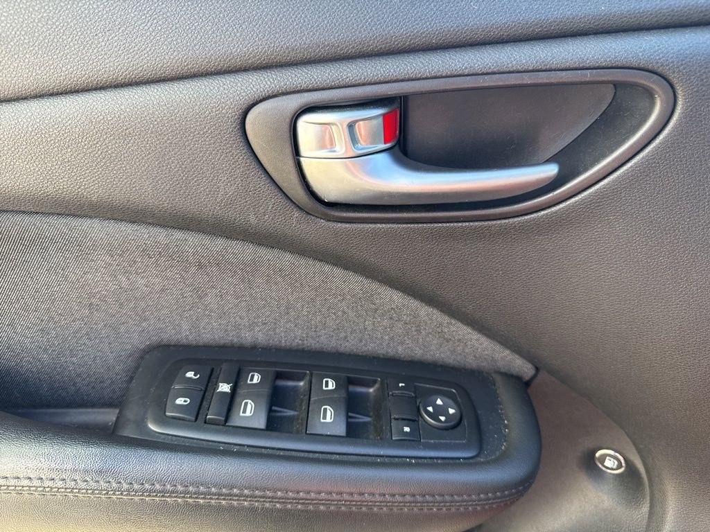 Used 2013 Dodge Dart SXT image 11