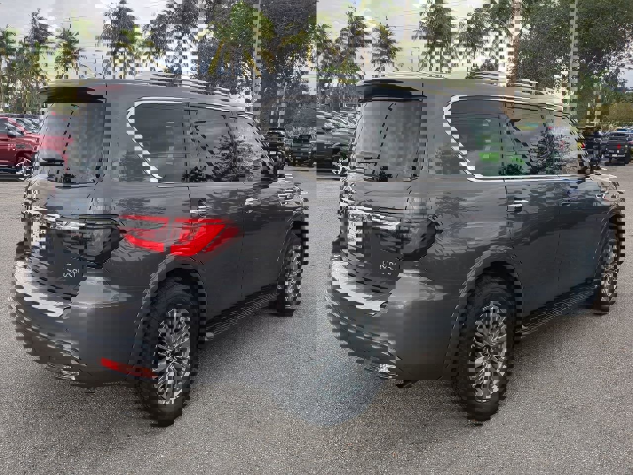 Used 2024 INFINITI QX80 Luxe image 6