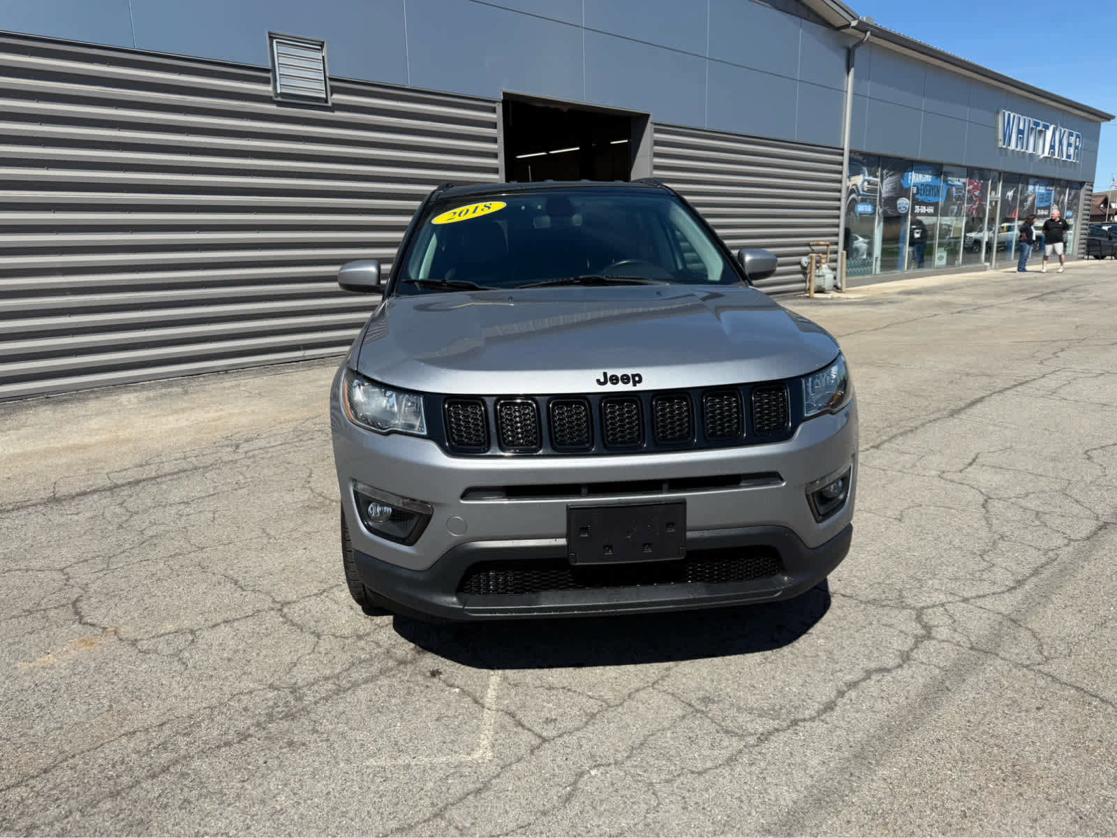 Used 2018 Jeep Compass Latitude AWD/4WD image 3
