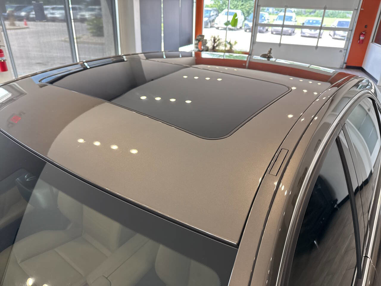 Used 2013 Mercedes-Benz E 350 4MATIC Sedan w/ Premium 1 Pkg image 11