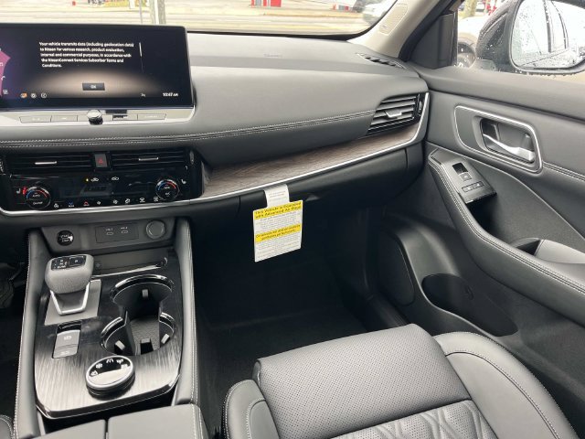 New 2026 Nissan Rogue Platinum w/ Platinum Premium Package AWD/4WD image 16
