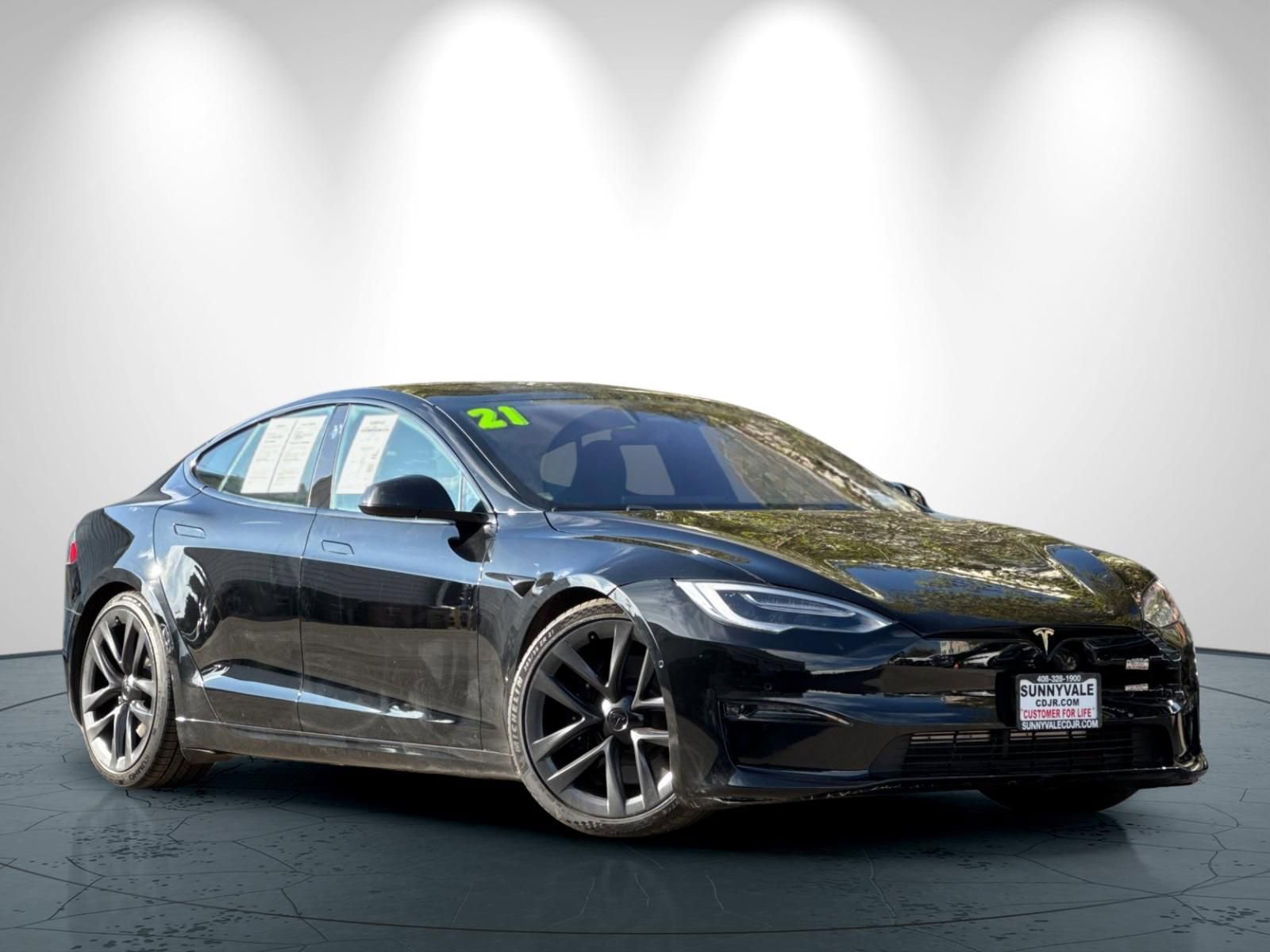 Used 2021 Tesla Model S Plaid image 2