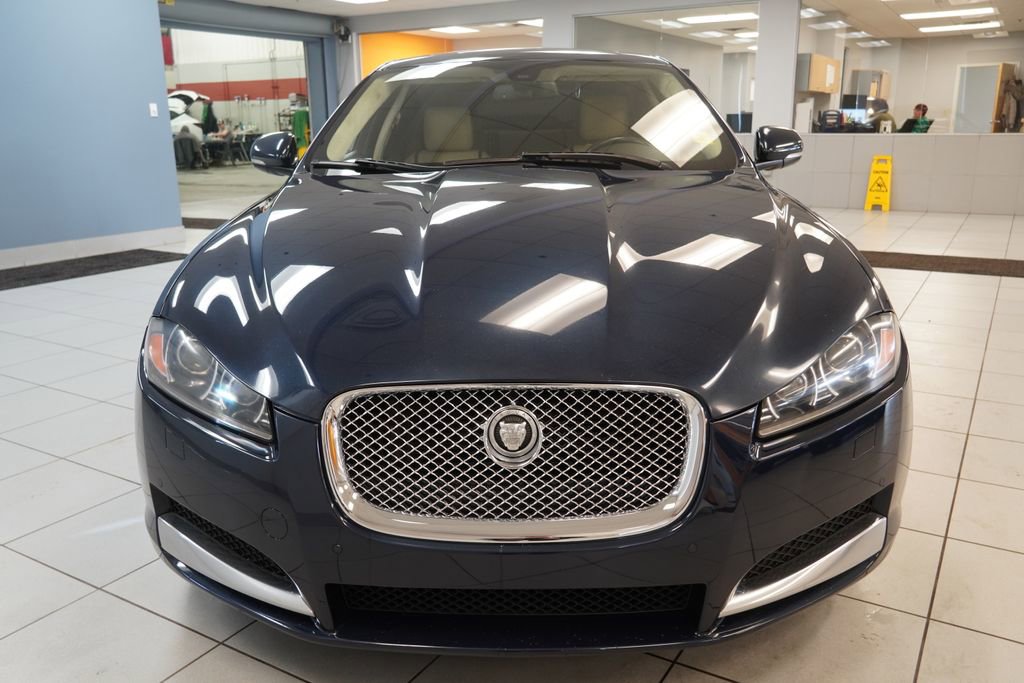 Used 2012 Jaguar XF Portfolio image 18