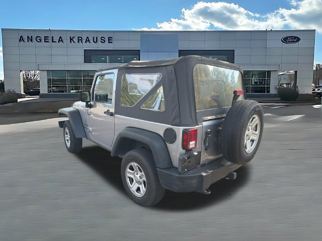 Used 2016 Jeep Wrangler Sport w/ Connectivity Group AWD/4WD image 10