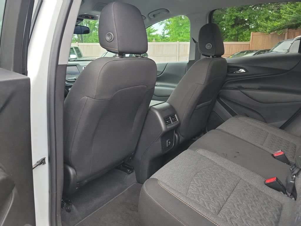 Used 2022 Chevrolet Equinox LT FWD image 16