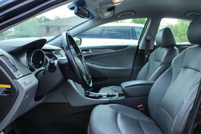 Used 2013 Hyundai Sonata Limited FWD image 12