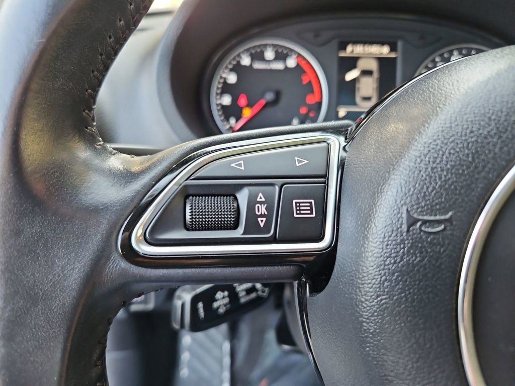 Used 2016 Audi A3 2.0T Premium image 11