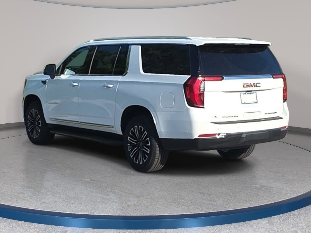 Used 2025 GMC Yukon XL Elevation AWD/4WD image 7