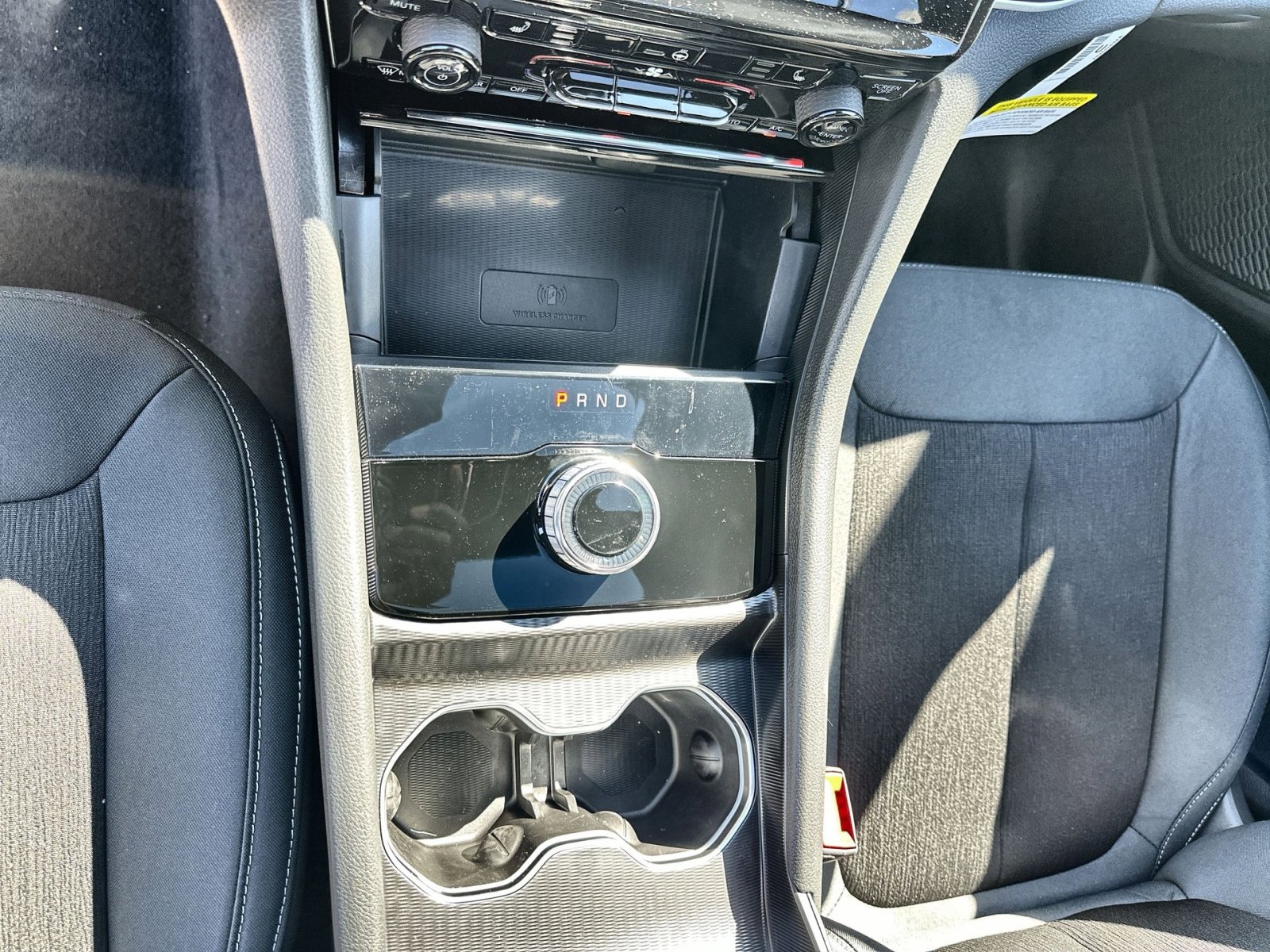 New 2025 Jeep Grand Cherokee Laredo X w/ Luxury Tech Group I image 27