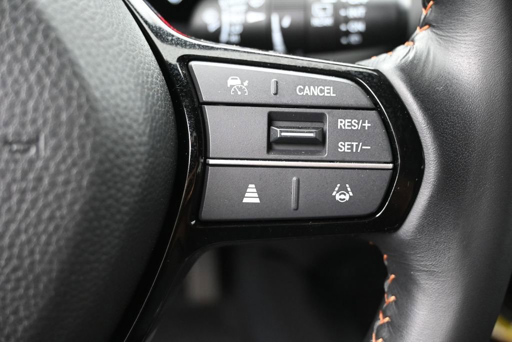 Certified 2025 Honda HR-V Sport image 15