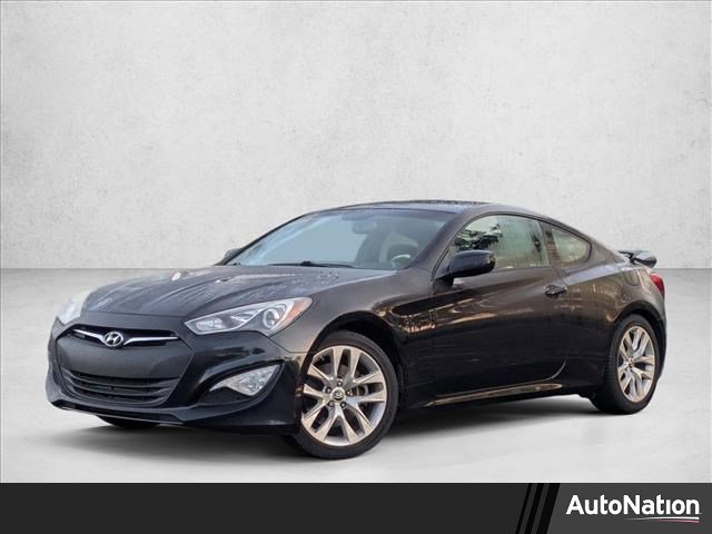 Used 2014 Hyundai Genesis 2.0T image 1
