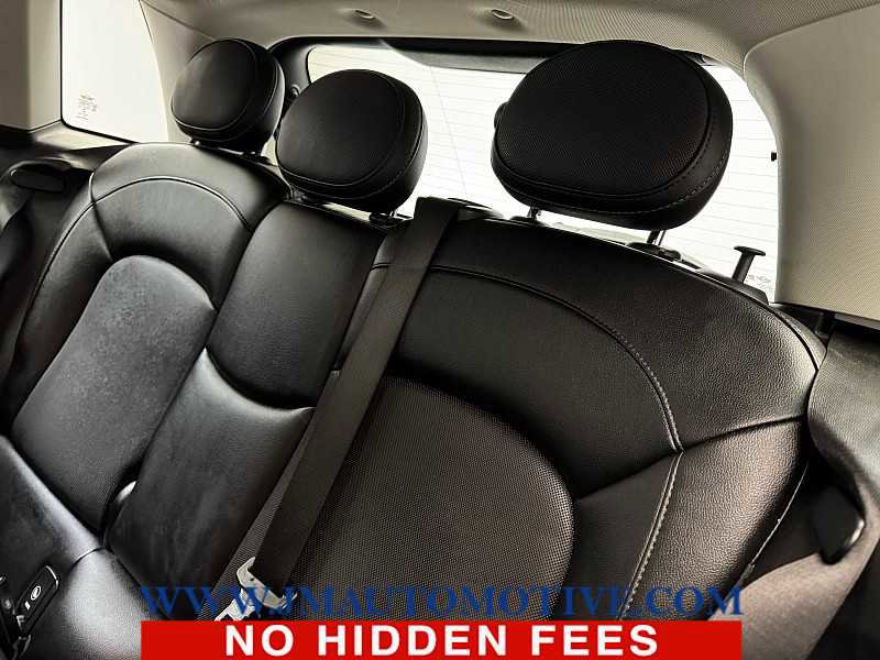 Used 2015 MINI Cooper 4-Door Hardtop image 15