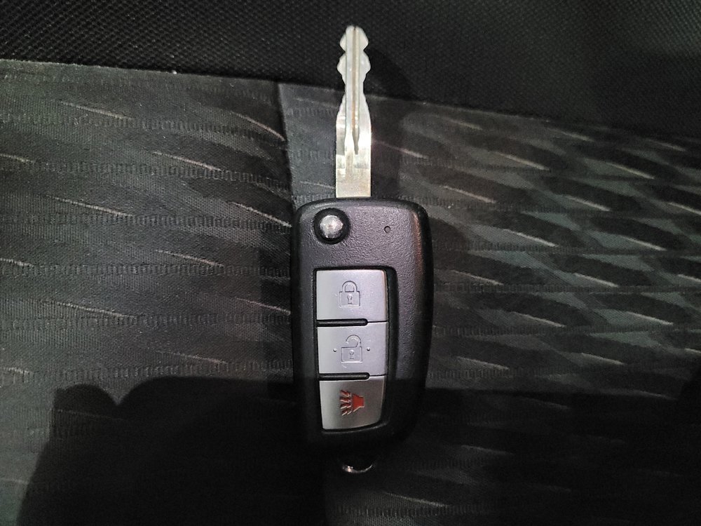 Used 2018 Nissan Rogue S AWD/4WD image 32