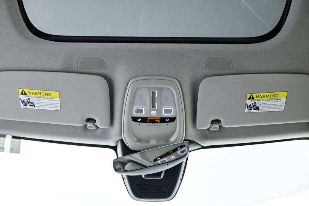 New 2026 Volvo XC40 B5 Core image 18