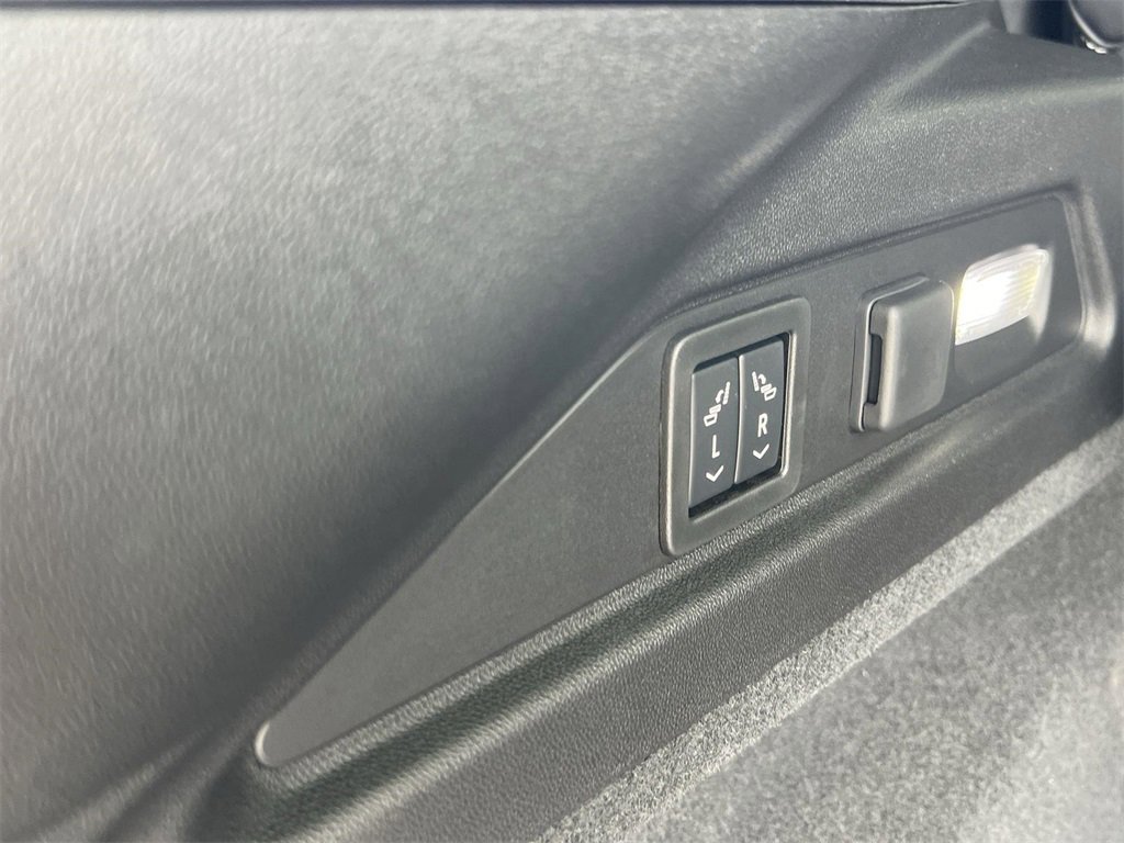 New 2026 Cadillac Lyriq V image 32