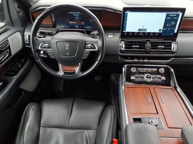 Used 2022 Lincoln Navigator L Reserve AWD/4WD image 21