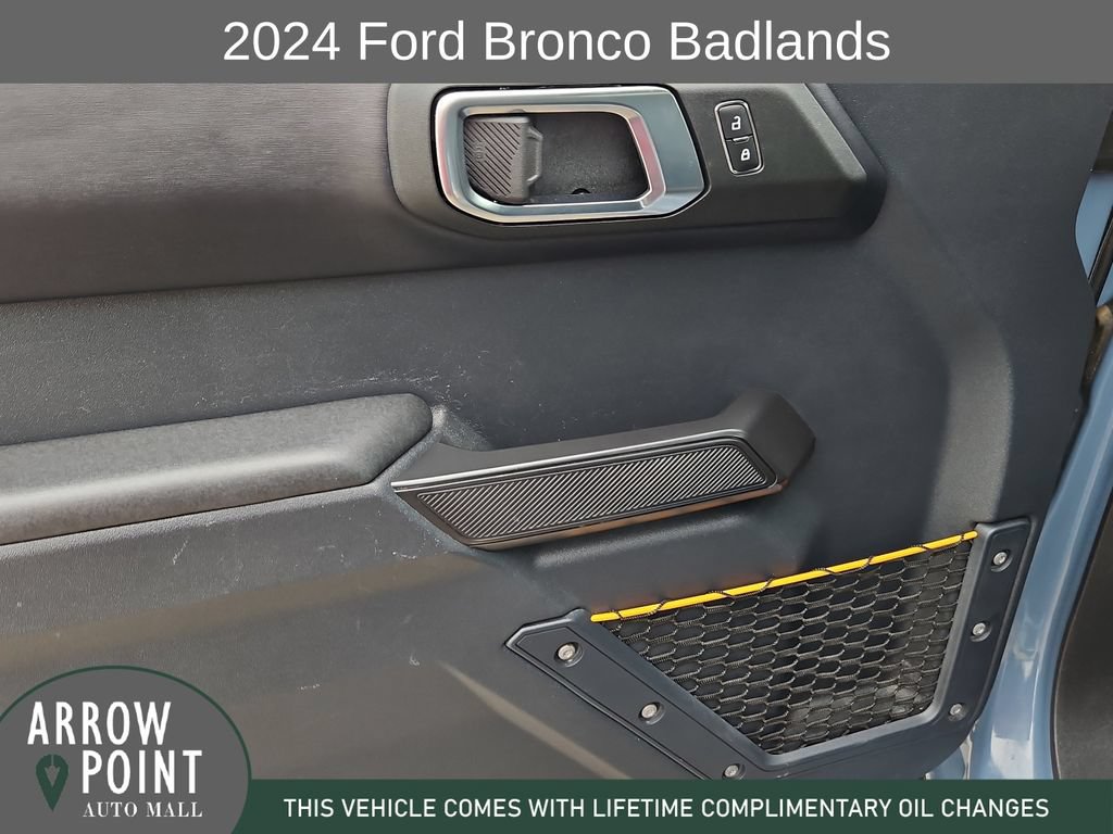 Used 2024 Ford Bronco Badlands AWD/4WD image 21