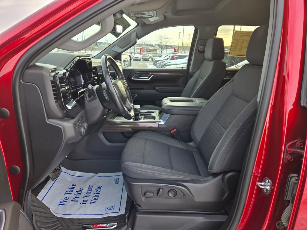 Used 2022 Chevrolet Silverado 1500 LT image 15