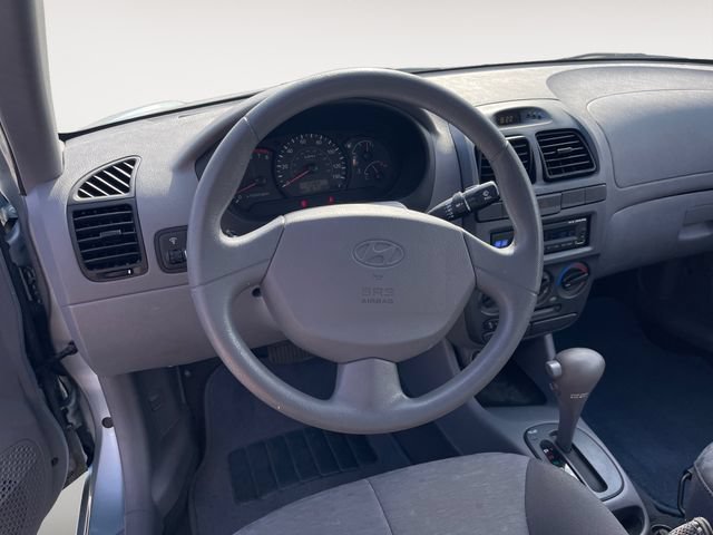 Used 2005 Hyundai Accent GLS FWD image 12