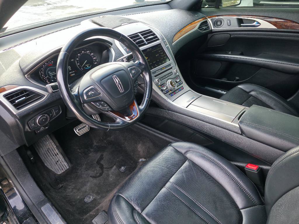 Used 2018 Lincoln MKZ Reserve w/ Magnetic Appearance Package image 15