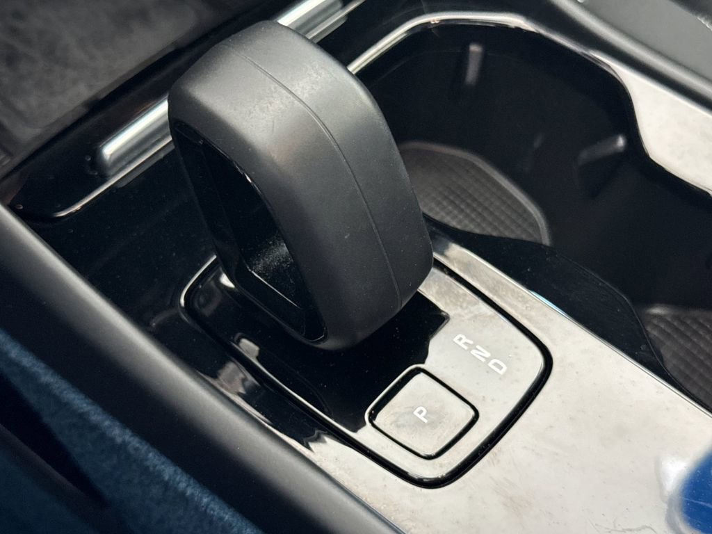 Certified 2023 Volvo C40 P8 Recharge Ultimate AWD/4WD image 21