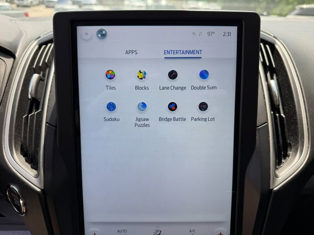 Used 2022 Ford Edge SEL w/ Convenience Package image 24