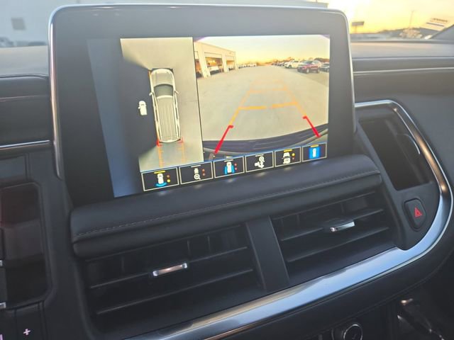 Used 2023 Chevrolet Suburban High Country image 12