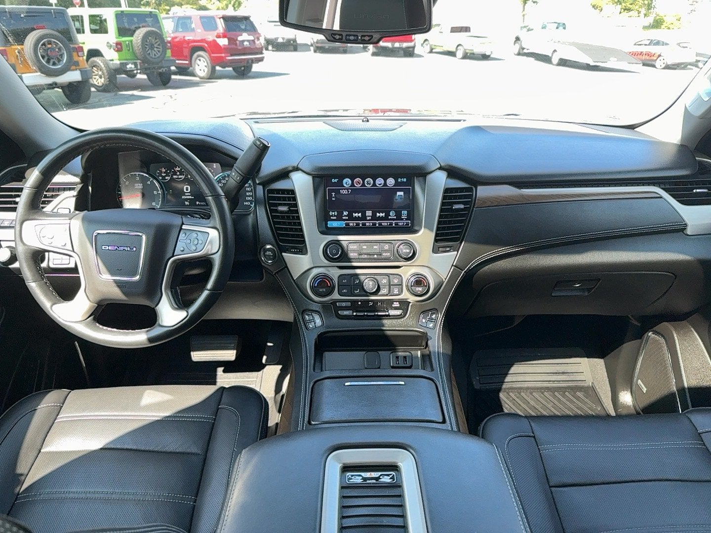 Used 2019 GMC Yukon XL Denali w/ Open Road Package AWD/4WD image 16