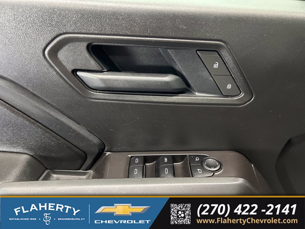 Used 2025 Chevrolet Colorado Trail Boss AWD/4WD image 21