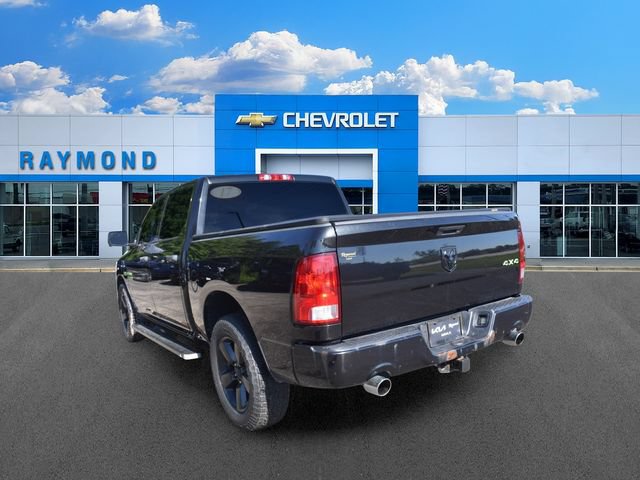 Used 2017 RAM 1500 Express w/ Black Ram 1500 Express Group AWD/4WD image 5