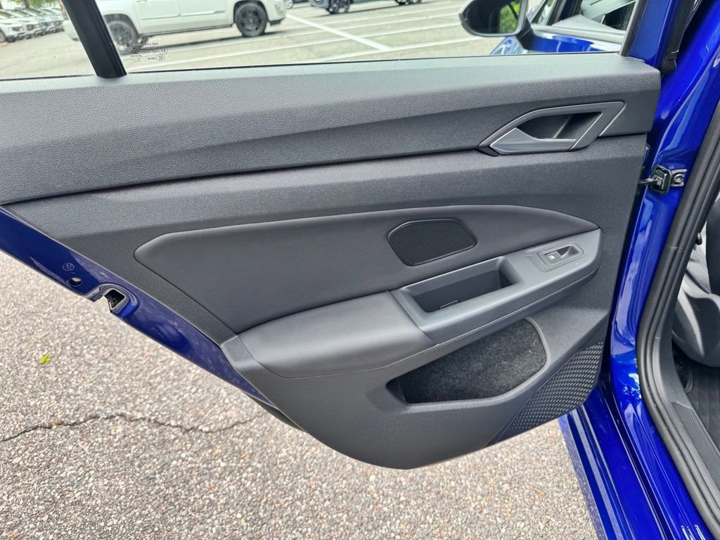 Used 2023 Volkswagen Golf R AWD/4WD image 12