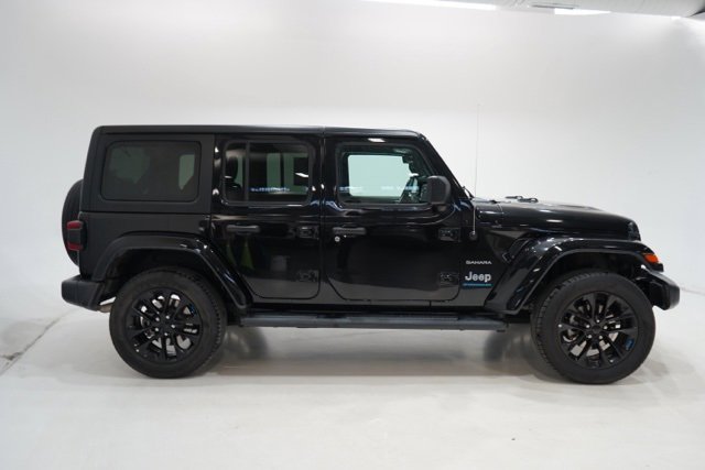 Used 2023 Jeep Wrangler Unlimited Sahara image 8