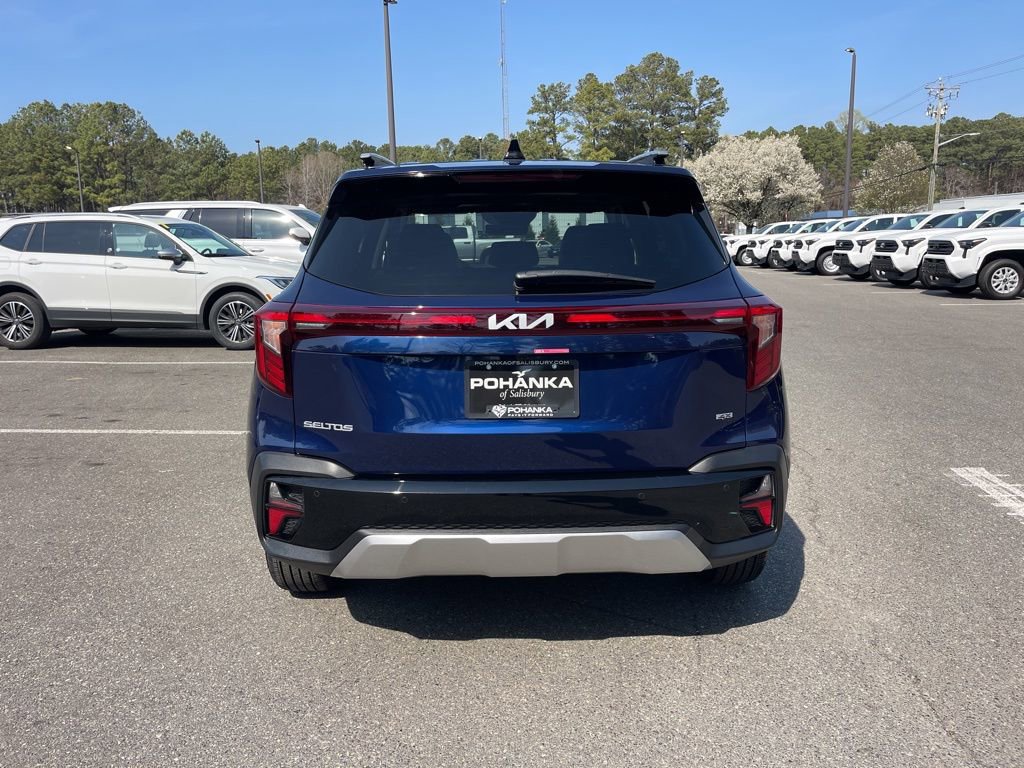 Certified 2025 Kia Seltos EX w/ EX Sunroof Package image 6