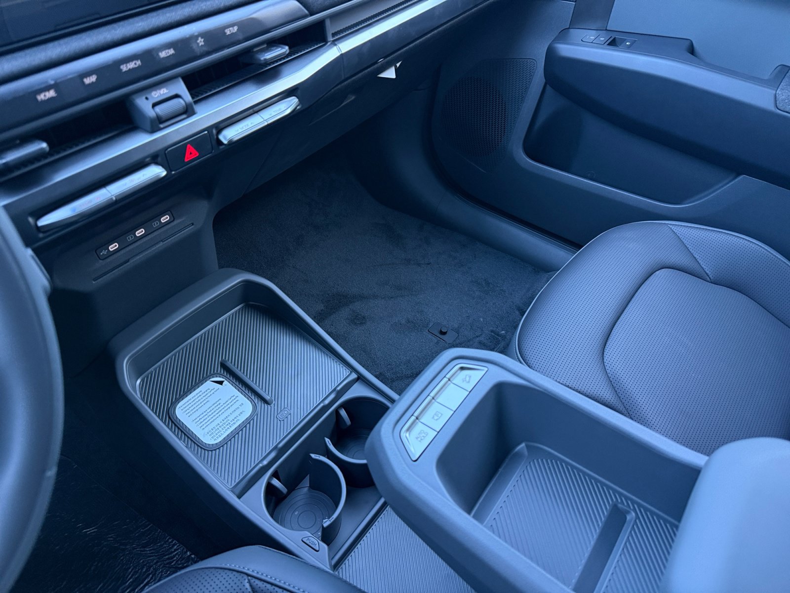 New 2027 Kia EV3 Wind AWD/4WD image 13