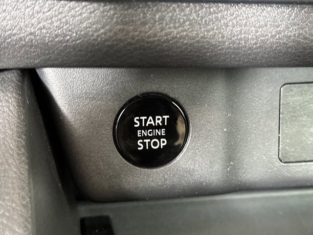 Certified 2024 Nissan Rogue SV image 26