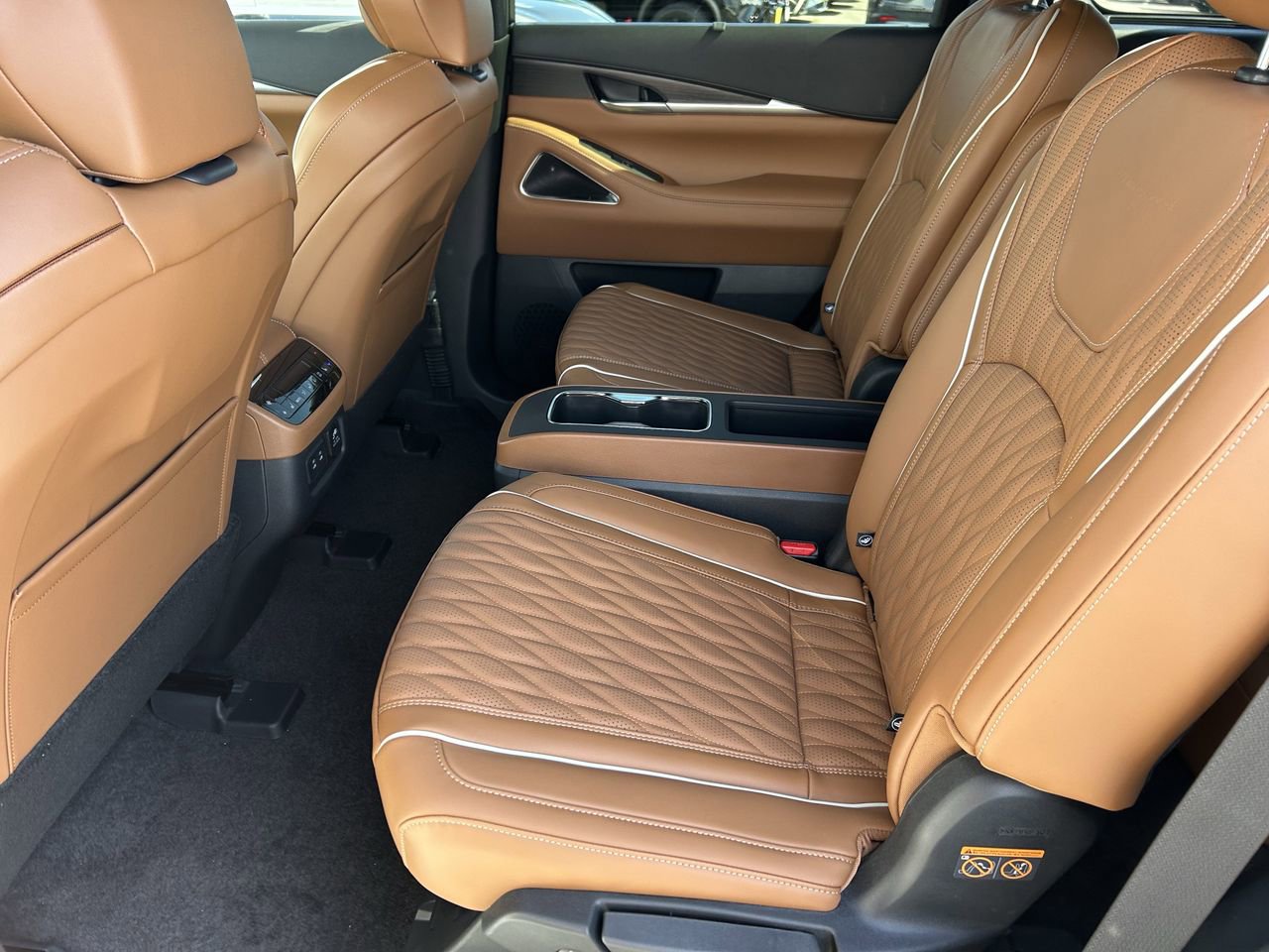New 2026 INFINITI QX60 Autograph AWD/4WD image 16