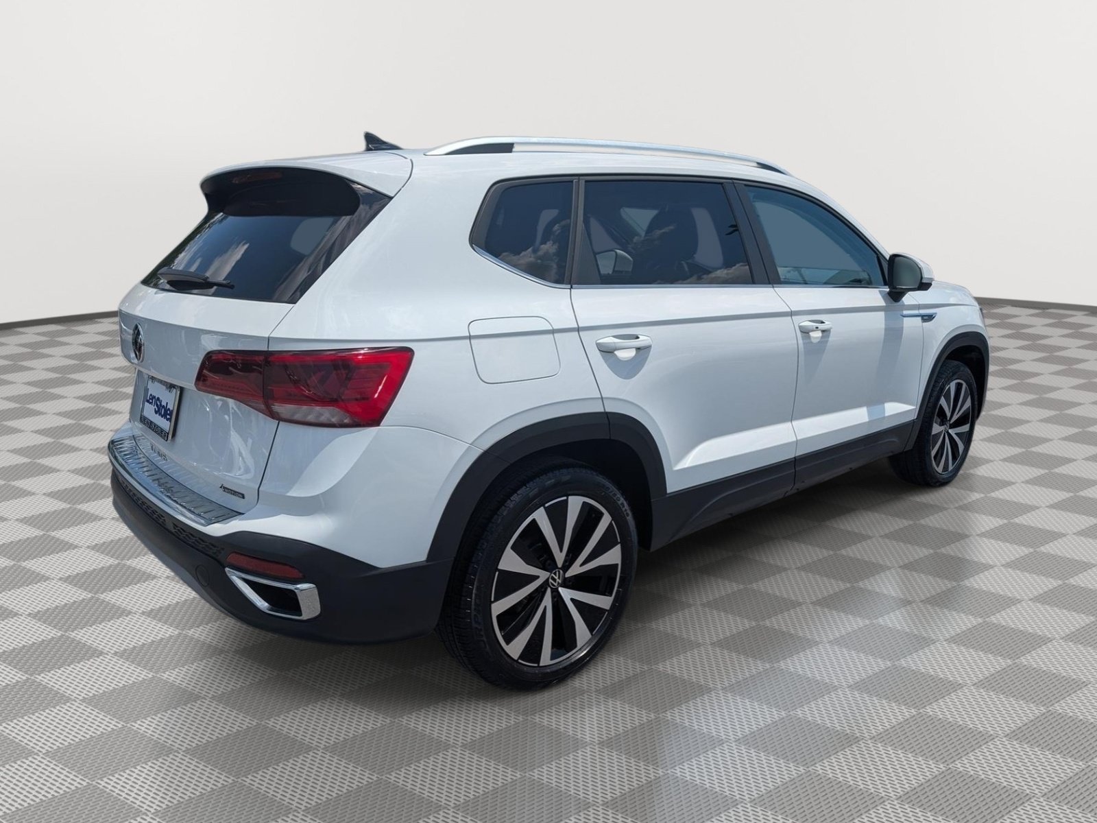 Used 2022 Volkswagen Taos SE AWD/4WD image 5