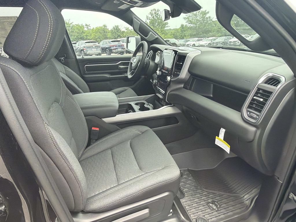 New 2026 RAM 1500 Big Horn AWD/4WD image 27