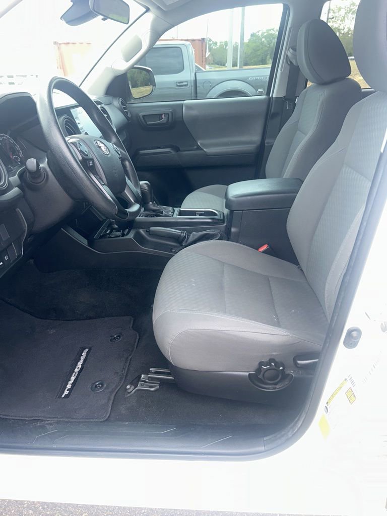 Used 2021 Toyota Tacoma SR w/ SR Convenience Package image 12